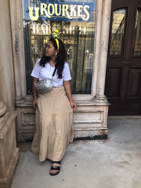 「AZUL（アズール）のアイテム（バッグ）」を使った、ayaさん（レディース・158cm）の秋コーディネート