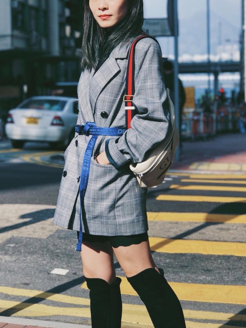 「街頭穿搭、ootd」｜「Japanese brandのアイテム（スーツジャケット、シルバー系）」を使った、anita  anitaさん（レディース・158cm）の冬コーディネートの1枚目の写真