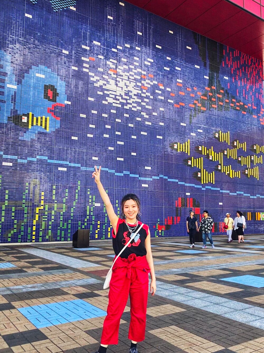 「summer、girl、VINTAGE、PUMA、overall、red、osaka、90’s」｜「VINTAGEのアイテム（ベスト、ブラック系）」を使った、athena_lookbookさん（レディース・152cm）の秋コーディネートの1枚目の写真