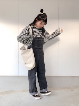 「アイテム（サロペット/オーバーオール）」を使った、ゆうさん（レディース・158cm）の秋コーディネート