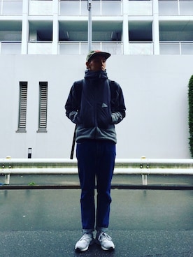 「and wander（アンドワンダー）のアイテム（パーカー）」を使った、minimaljpさん（メンズ・173cm）の冬コーディネート
