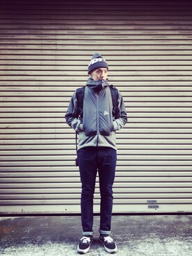 「and wander（アンドワンダー）のアイテム（パーカー）」を使った、minimaljpさん（メンズ・173cm）の冬コーディネート