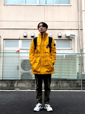 STONE  イエロー ナイロンジャケット STONE ISLANDのナイロンジャケット（イエロー系）を使った人気