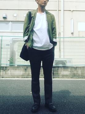 「BASISBROEK（バシスブルック）のアイテム（スラックス）」を使った、minimaljpさん（メンズ・173cm）の春コーディネート