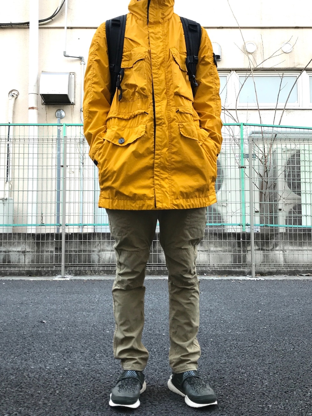 STONE ISLANDのナイロンジャケット（イエロー系）を使った人気