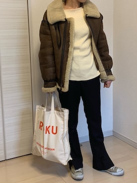 「AVIREX（アヴィレックス）のアイテム（ムートンコート）」を使った、むらっちさん（レディース・163cm）の冬コーディネート