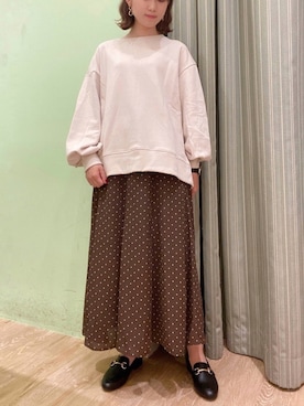 「earth music&ecology（アースミュージックアンドエコロジー）のオーガニックコットン裏毛(クルー) ＊（スウェット）」を使った、おのまいさん（レディース・159cm）の秋コーディネート