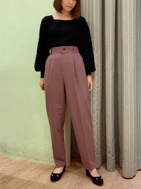 「earth music&ecology（アースミュージックアンドエコロジー）のハイウエストテーパードパンツ ＊（その他パンツ）」を使った、おのまいさん（レディース・159cm）の秋コーディネート