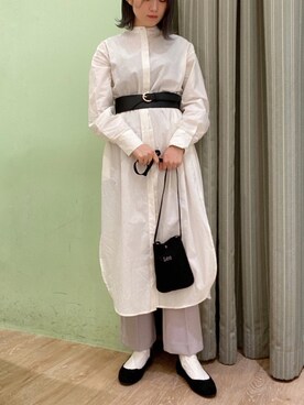 「LEE」｜「アイテム（シャツワンピース）」を使った、おのまいさん（レディース・159cm）の冬コーディネート