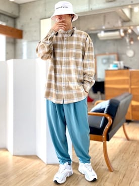 「GGD SELECT（ジージーディー　セレクト）のアイテム（パンツ）」を使った、チョキさんさん（メンズ・170cm）の春コーディネート
