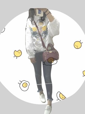 「Mo&Co.（モーアンドコー）のアイテム（パンツ）」を使った、拖拉大王嘻嘻嘻嘻さん（レディース・160cm）の春コーディネート
