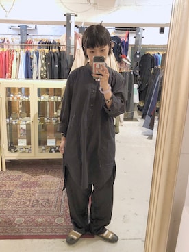 「サテンパンツ」｜「アイテム（ラッピングキット）」を使った、junri さん（レディース・153cm）の秋コーディネート