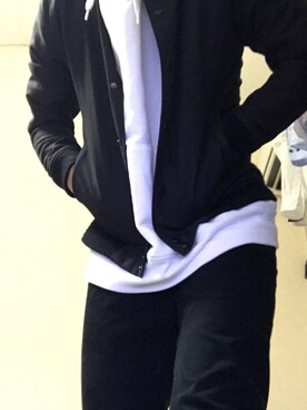 「GU（ジーユー）のアイテム（パーカー、ホワイト系）」を使った、t-s-uさん（メンズ・171cm）の冬コーディネート