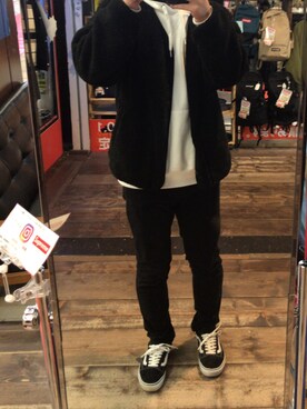 「GU（ジーユー）のアイテム（カーディガン/ボレロ、ブラック系）」を使った、t-s-uさん（メンズ・171cm）の冬コーディネート