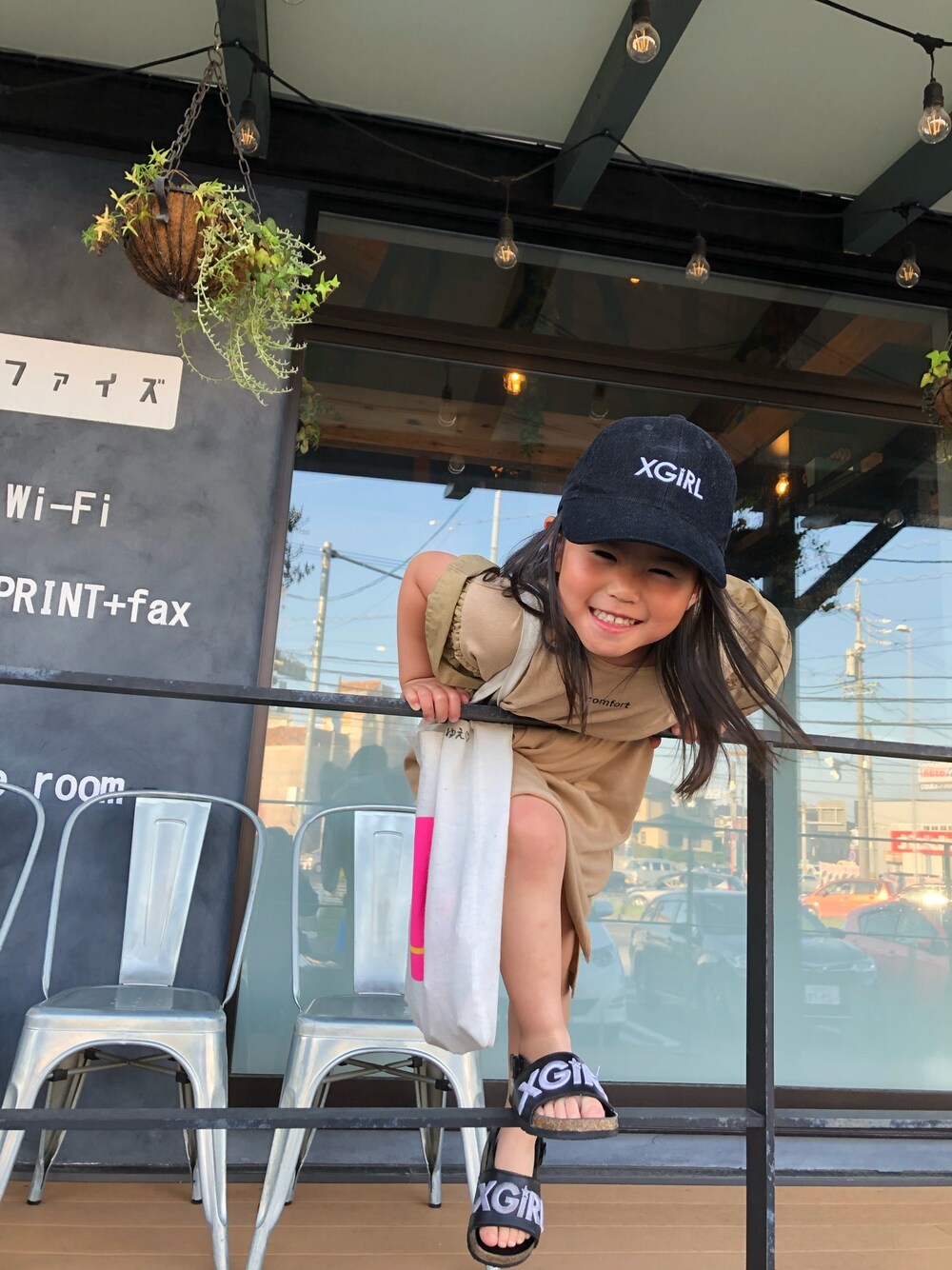 「カジュアルコーデ、kids、女の子コーデ、なつこーで」｜「CIAOPANIC TYPYのアイテム（ワンピース、ベージュ系）」を使った、𓍯yü𓍯さん（キッズ・120cm）の春コーディネートの1枚目の写真
