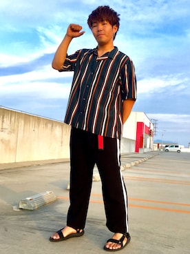 「Confirm（コンファーム）のアイテム（トップス）」を使った、コンファーム・イルズ 廿日市さん（メンズ・175cm）の夏コーディネート