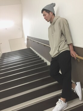 「Confirm（コンファーム）のアイテム（帽子）」を使った、コンファーム・イルズ 廿日市さん（メンズ・180cm）の春コーディネート