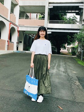 イ ホウ 台湾人🇹🇼TAIWAN！さんのコーディネート