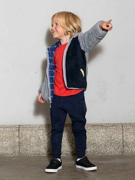 「BREEZE（ブリーズ）のアイテム（ナイロンジャケット）」を使った、F.O.OnlineStoreさん（キッズ・110cm）の秋コーディネート