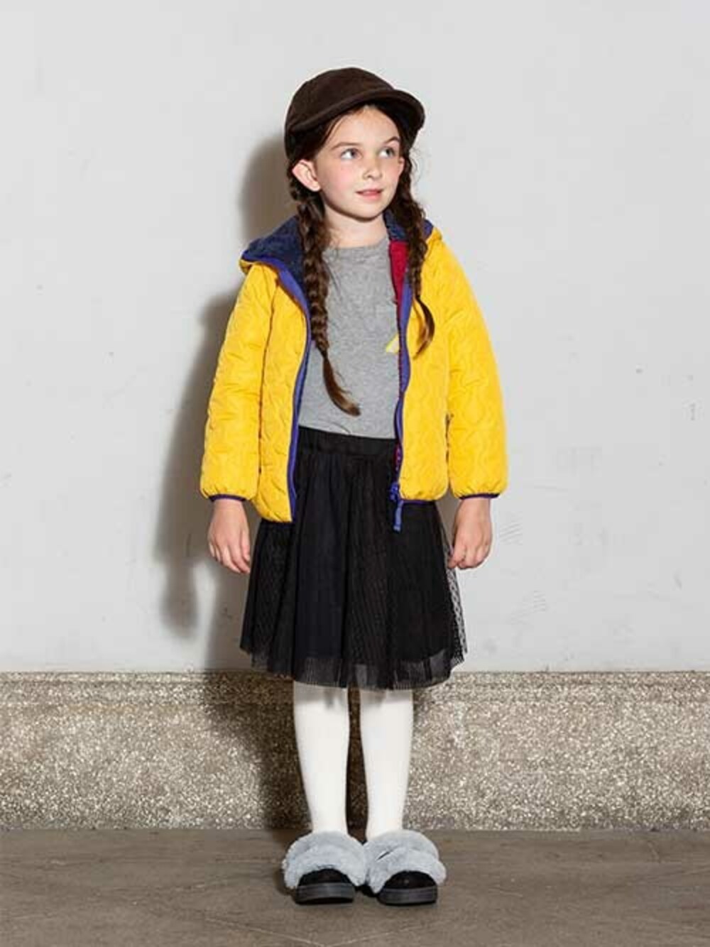 「プチプラ、子供服、キッズコーデ、キッズ、女の子、BREEZE、秋物、キッズファッション、ネット限定、エフオーオンラインストア(F.O.Online Store)」｜「BREEZEのネット限定 3柄リバーシブルブルゾン（ブルゾン、イエロー系）」を使った、F.O.OnlineStoreさん（キッズ・110cm）の秋コーディネートの1枚目の写真