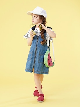「apres les cours（アプレレクール）のアイテム（ジャンパースカート）」を使った、F.O.OnlineStoreさん（キッズ・110cm）の春コーディネート