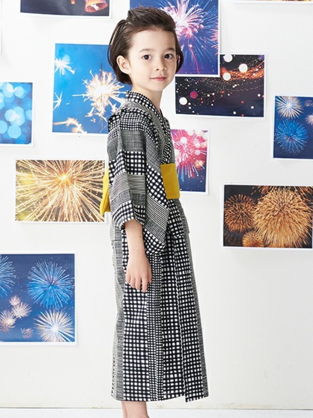 「浴衣、キッズコーデ、男の子、夏コーデ、花火大会、ampersand、夏祭り、ｱﾝﾊﾟｻﾝﾄﾞ、キッズファッション、エフオーオンラインストア(F.O.Online Store)」｜「Ampersandの2柄BOY'S浴衣（浴衣、ブラック系）」を使った、F.O.OnlineStoreさん（キッズ・110cm）の夏コーディネートの1枚目の写真