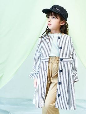 「apres les cours（アプレレクール）のアイテム（キャップ）」を使った、F.O.OnlineStoreさん（キッズ・110cm）の冬コーディネート