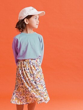 「BREEZE（ブリーズ）のアイテム（スカート）」を使った、F.O.OnlineStoreさん（キッズ・110cm）の春コーディネート