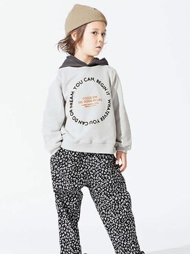 「BREEZE（ブリーズ）のアイテム（ニットキャップ/ビーニー）」を使った、F.O.OnlineStoreさん（キッズ・110cm）の秋コーディネート