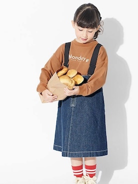 「BREEZE（ブリーズ）のアイテム（ジャンパースカート）」を使った、F.O.OnlineStoreさん（キッズ・110cm）の冬コーディネート