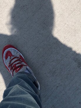 「Supreme （シュプリーム）のアイテム（Sneakers、レッド系）」を使った、takaさん（メンズ・170cm）の冬コーディネート