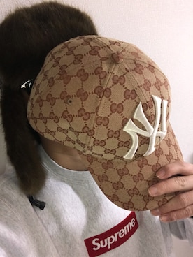 「GUCCI（グッチ）のアイテム（Cap、ベージュ系）」を使った、takaさん（メンズ・170cm）の冬コーディネート