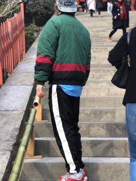 「Supreme （シュプリーム）のアイテム（Cap、ブルー系）」を使った、takaさん（メンズ・170cm）の冬コーディネート