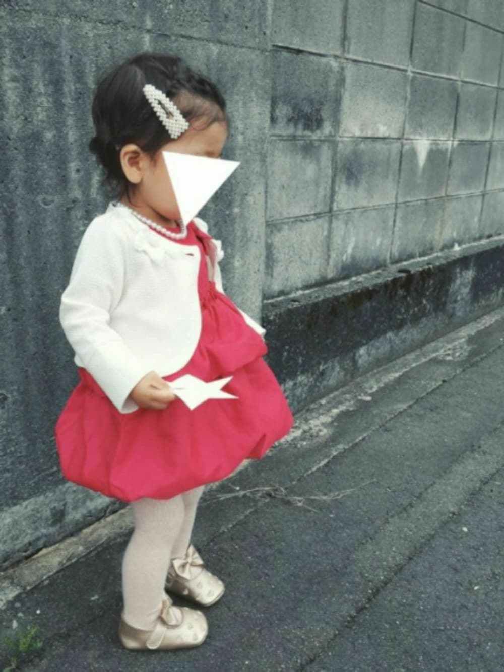 「結婚式、パーティースタイル、フォーマル、ピンク、入園式、おんなのこ、2歳、おしゃれさんと繋がりたい、プチプラコーデ、パールアクセ」｜「およばれ結婚式♥️のアイテム（その他、ピンク系）」を使った、-eeeちゃん-さん（キッズ・80cm）の春コーディネートの1枚目の写真