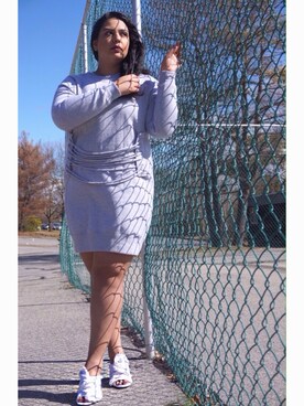 「アイテム（ドレス、グレー系）」を使った、Yashi さん（レディース・170cm）の春コーディネート