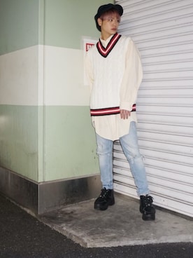 「厚底スニーカー」｜河崎良侑(りょう)さん（メンズ・165cm・30代）の秋コーディネート