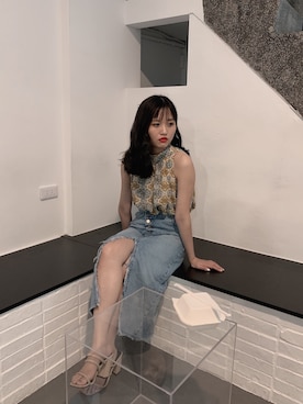 「韓國のアイテム（デニムスカート、ブルー系）」を使った、Hitomi🇹🇼さん（レディース・156cm）の秋コーディネート