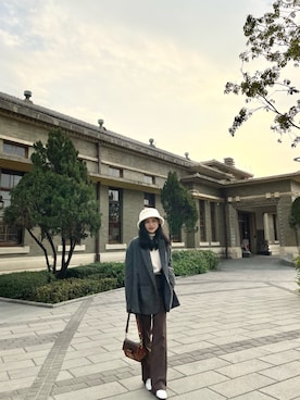 「韓國のアイテム（ハット、ホワイト系）」を使った、Hitomi🇹🇼さん（レディース・156cm）の冬コーディネート