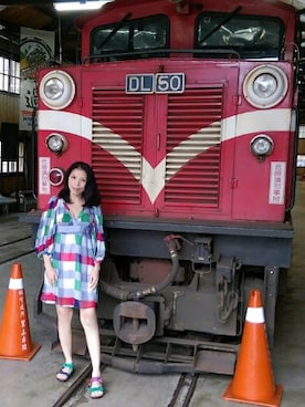 「Macanna（マカナ）のアイテム」を使った、Ada Ngさん（レディース・157cm）の夏コーディネート