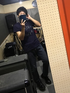 「indigoLaendのアイテム（Tシャツ/カットソー、ブルー系）」を使った、きのしんさん（メンズ・176cm）の秋コーディネート