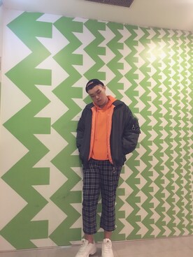 羅偉さんのコーディネート