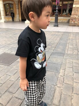 「UNIQLO（ユニクロ）のアイテム（Tシャツ/カットソー、ブラック系）」を使った、ke-toさん（キッズ・100cm）の春コーディネート