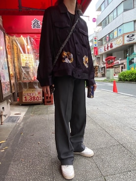 「DAIRIKU（ダイリク）のアイテム（スラックス）」を使った、valkyrjaさん（メンズ・169cm）の夏コーディネート