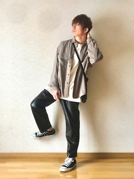 「REGiSTA（レジスタ）のアイテム」を使った、RUMINASさん（メンズ・168cm）の春コーディネート