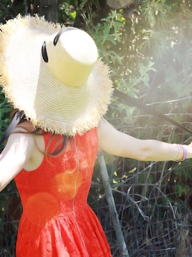 「Sunnyday」｜「アイテム（ワンピース/ドレス）」を使った、Rosalyn さん（レディース・170cm）の夏コーディネート