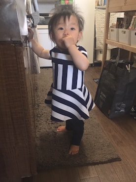 「TOMMY HILFIGER（トミーヒルフィガー）のアイテム（ワンピース/ドレス）」を使った、FUTABA/CHITOSEさん（キッズ・70cm）の夏コーディネート