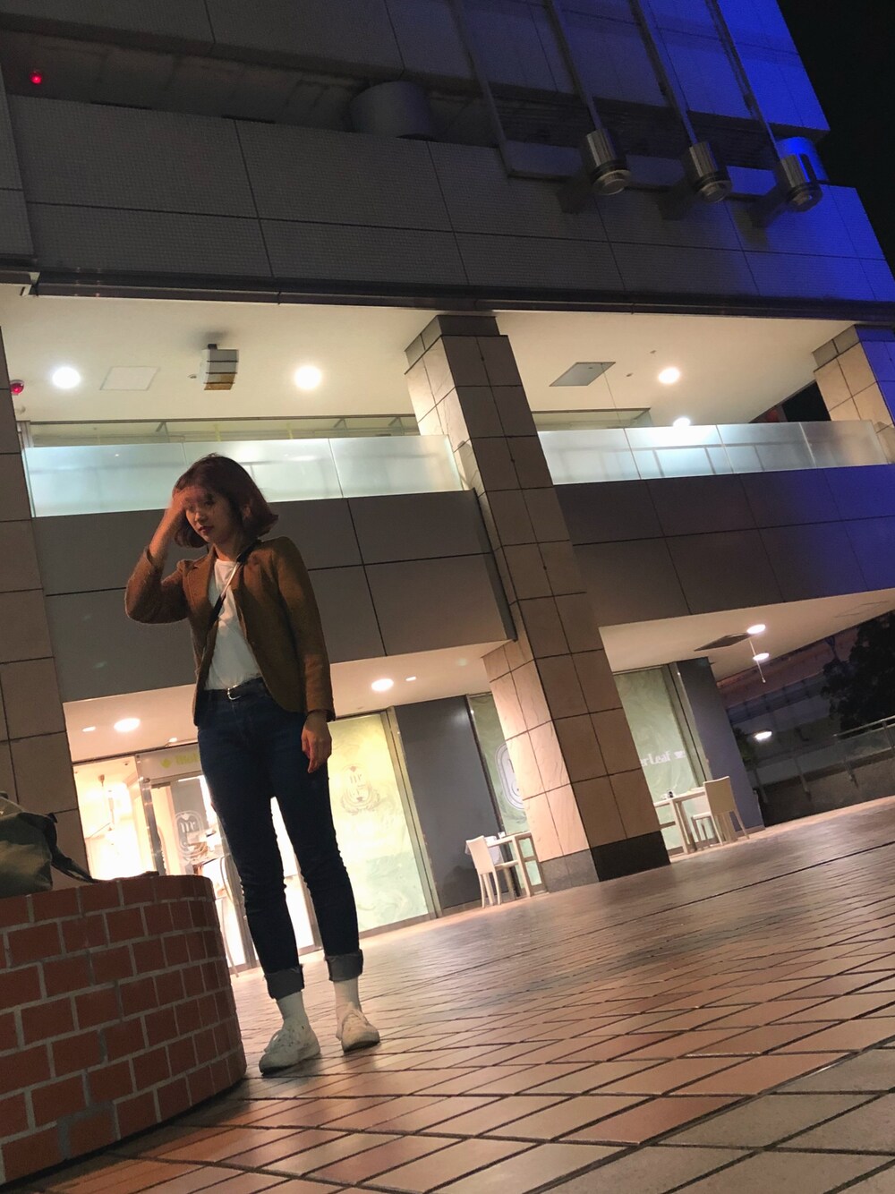「秋コーデ、大学生、オトナカジュアル、韓国ファッション、古着、キレイめ、きれいめカジュアル、無印良品、白スニーカー」｜「古着のアイテム（スーツジャケット、イエロー系）」を使った、つむさん（レディース・160cm）の秋コーディネートの1枚目の写真