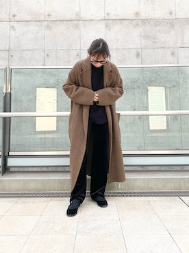 「オーバーサイズコート」｜「アイテム（レギンス/スパッツ）」を使った、MIKI UCHIKOSHIさん（レディース・158cm）の冬コーディネート