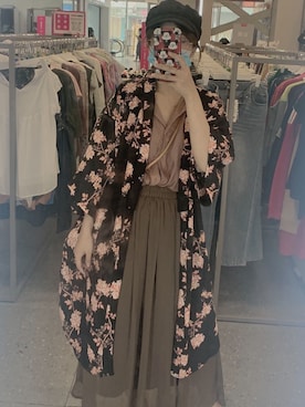 「GRL（グレイル）のアイテム（チノパンツ）」を使った、蛋尼尼さん（レディース・158cm）の春コーディネート