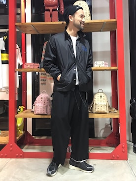 「KaneZ（ケインズ）のアイテム（ニットキャップ/ビーニー）」を使った、LHP大阪店 嶋村さん（メンズ・176cm）の冬コーディネート